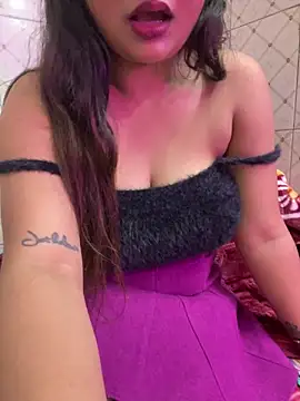 Pertunjukan Kamera Web Curvy_Anaya