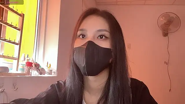 Tieu-May: онлайн-секс-чат