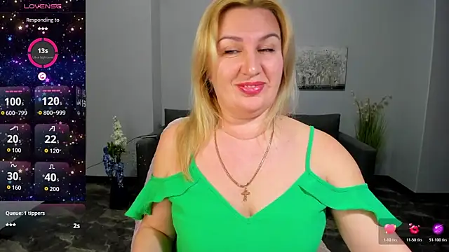 Lili_Crossiのウェブカメラショー