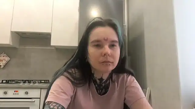 Chat XXX en directo de HighelikeGirl