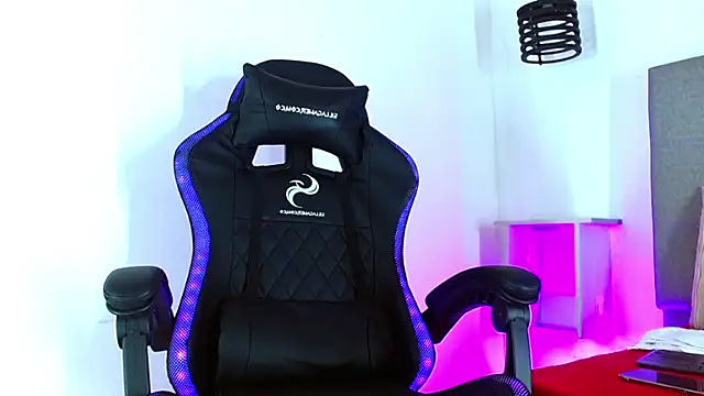 XXX chat uživo modela Rick_Wade