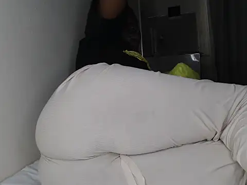 Rayna-20 Adlı Modelin Web Kamerası Şovu