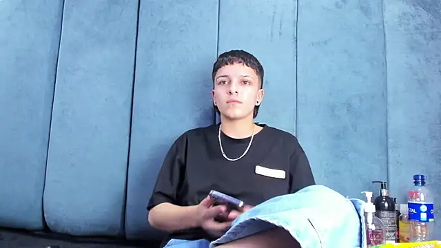 Megan_Thompson_: απευθείας συνομιλία ΧΧΧ