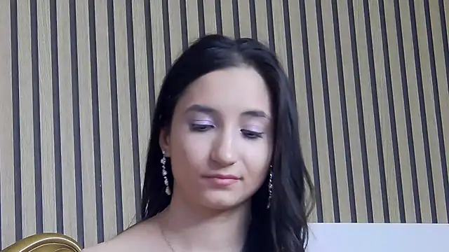 دردشة CarolinaBlair الجنسية المباشرة