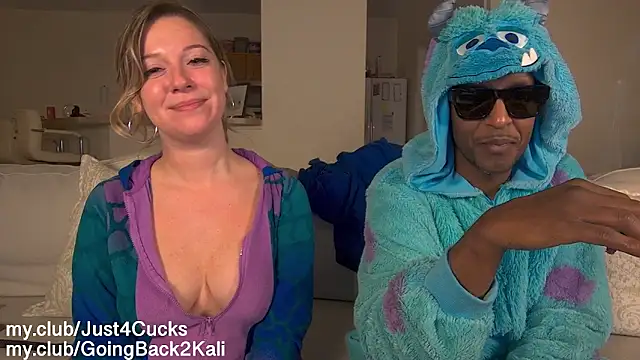 boomboomr00m's Live XXX Chat