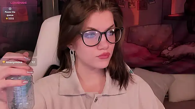 CathyAdamsのライブXXXチャット