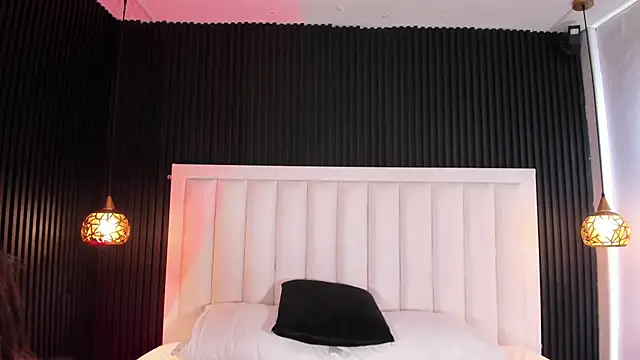 FireDollxのライブXXXチャット