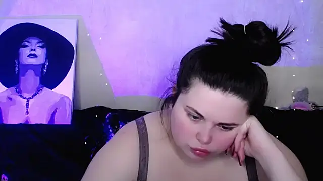 Emily_MoのライブXXXチャット