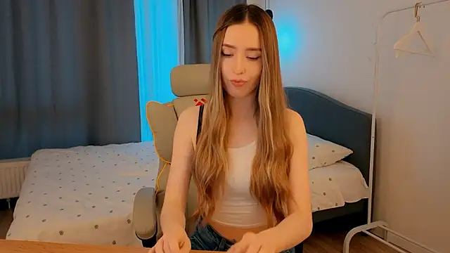 XXX chat uživo modela yourrdanceteacher