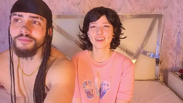 Benny_and_Mark's Live XXX Chat