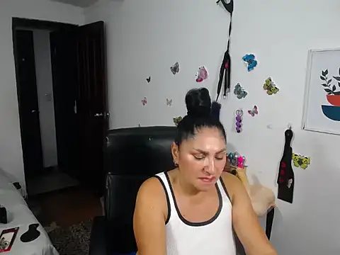 mature_bigboobs10 Chat XXX in diretta