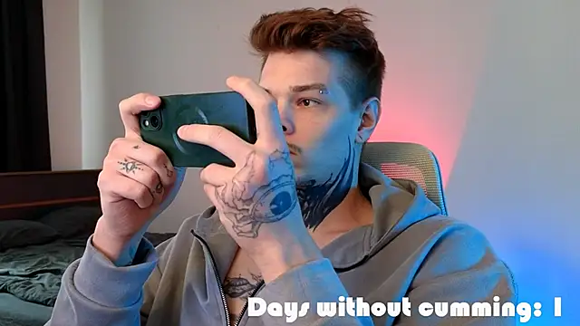 DENIS_HERE Chat XXX in diretta