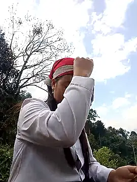 Alice-567 Adlı Modelin Canlı XXX Sohbeti