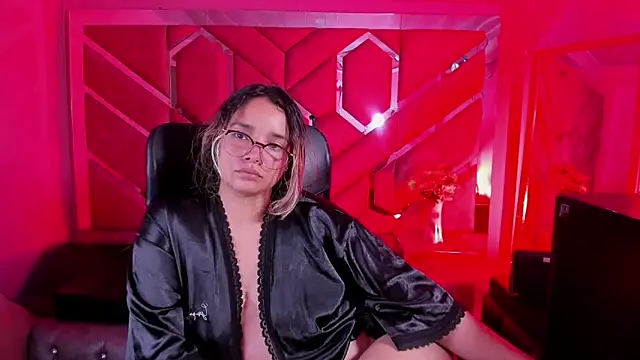 Olivia_Fox69 élő XXX-chatje