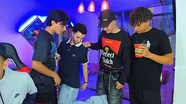 Houseofwarrios 现场XXX聊天