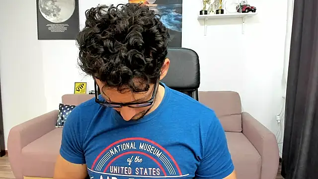 BrutusK08 Show Webcam