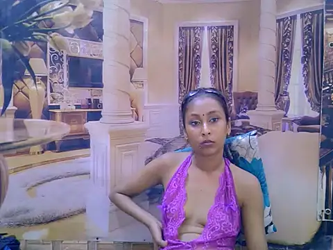 Chatroom XXX en direct de IndianSexyButt