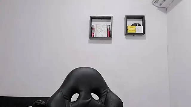 noah_belami élő XXX-chatje