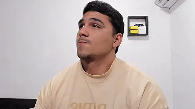 noah_belami Live XXX-Chat