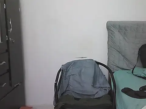 AlphaLatinoBear Live XXX-Chat