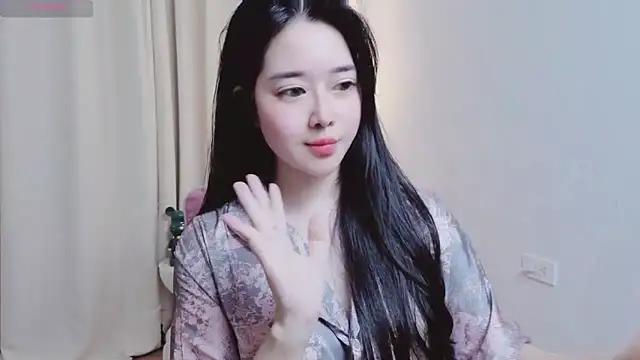 Miu-999's Live XXX Chat