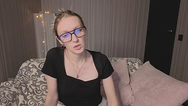 Akiro_Kim7 live XXX chat