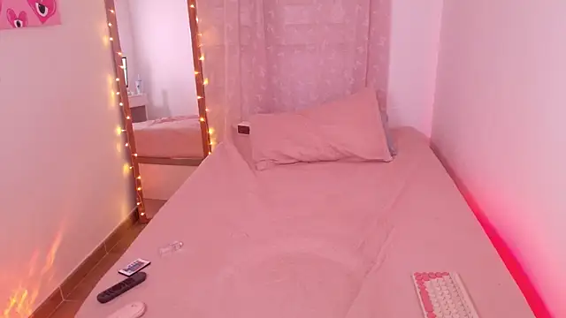 Mar_333 লাইভ XXX চ্যাট