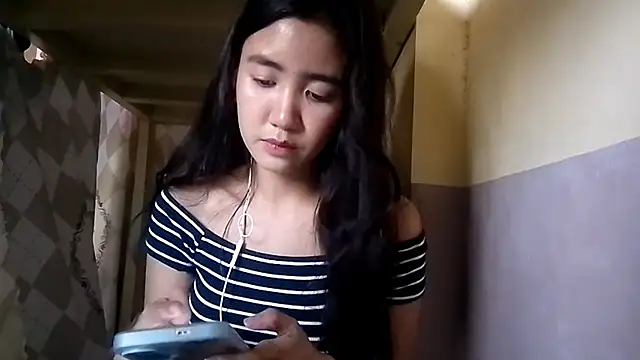 RessieAshcroftのライブXXXチャット