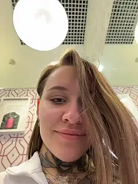 KishaMur Adlı Modelin Canlı XXX Sohbeti