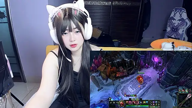 yuki3366 élő XXX-chatje