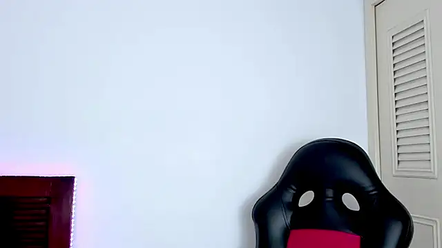 Онлайн чат XXX vanessa_saquirt