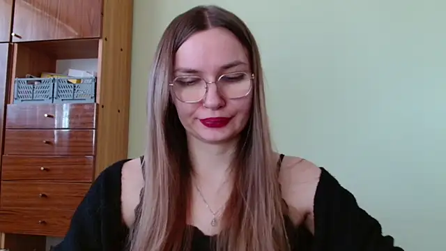 دردشة LooveELLYx الجنسية المباشرة