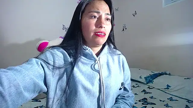 Chat +18 de hanna_girl21 ao vivo