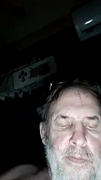 FragrantToe529 Show in webcam