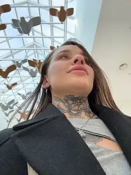 XXX chat uživo modela KishaMur