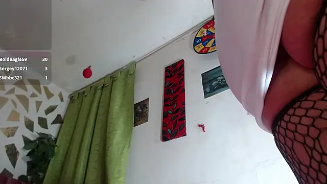 Chat XXX ao vivo de Kazsandraa