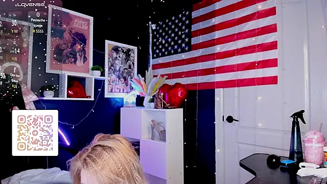 miss_lisaaa Adlı Modelin Canlı XXX Sohbeti