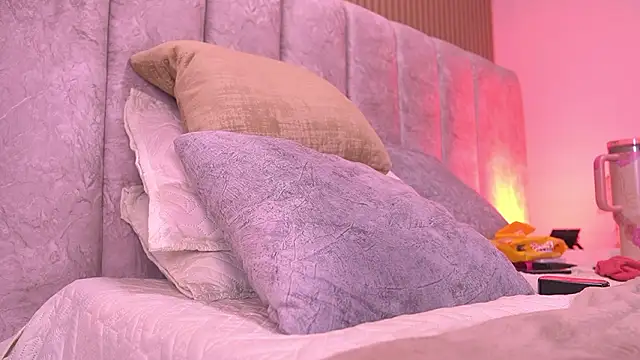 Chatroom XXX en direct de violeta_aroca