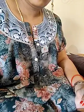 XXX chat uživo modela samitasharma