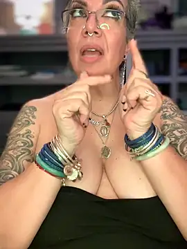 Czat XXX na żywo – dieseldame1313