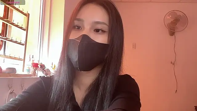 Czat XXX na żywo – Tieu-May