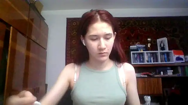 Chat +18 de NickiKisinger ao vivo