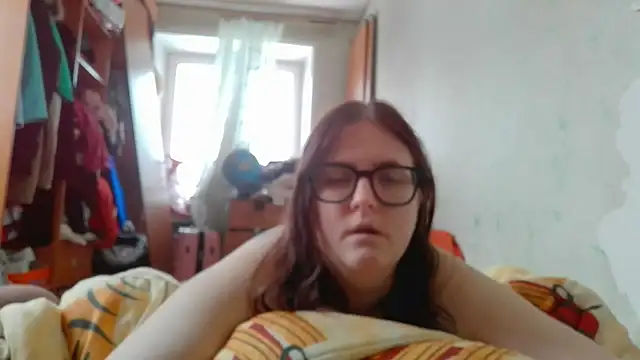 XXX chat uživo modela DesireMelissa