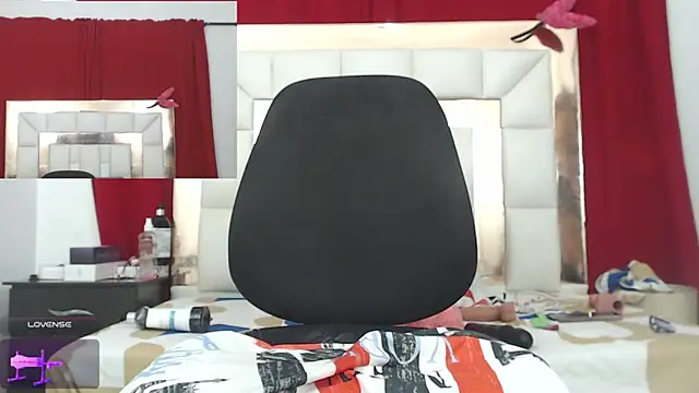 candyrojas: διαδικτυακό σόου στην κάμερα