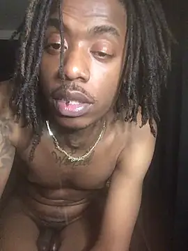 slimgod13 Adlı Modelin Canlı XXX Sohbeti