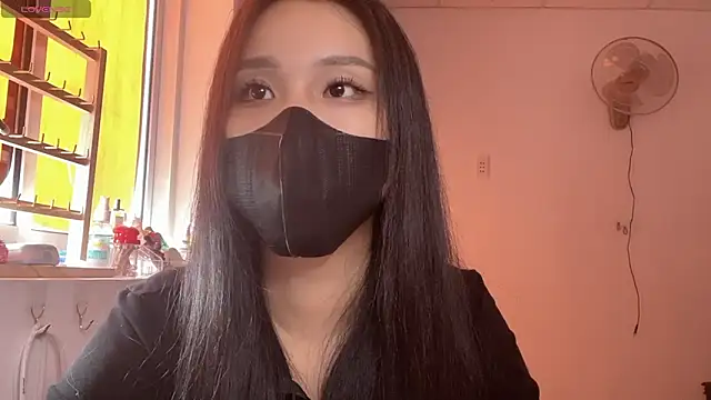 Chat +18 de Tieu-May ao vivo