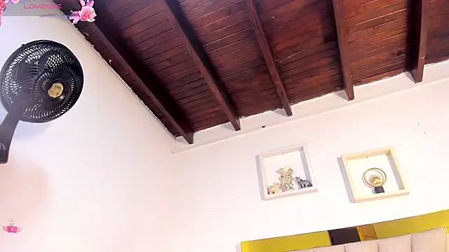 vahiolet_fuentes: онлайн-секс-чат