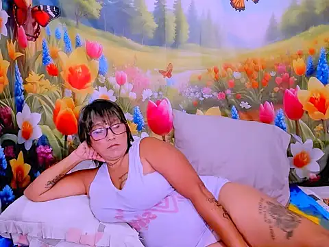 indianroxy: онлайн-секс-чат