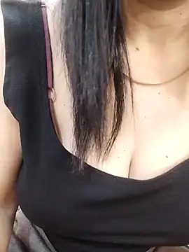 Webkamerová show meenu_bhabhi547