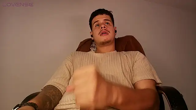 XXX chat uživo modela BjornSteel